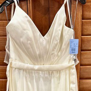 White by Vera Wang Chiffon long dress in Ivory, Size 4